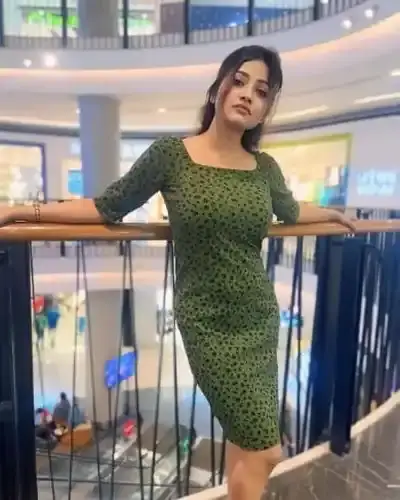 Call Girl Service in Pursura