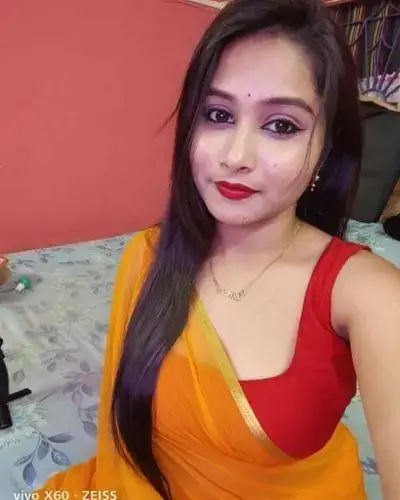 Call Girl in Pursura